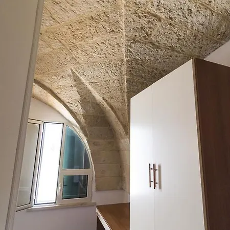 Tarantola レッチェ